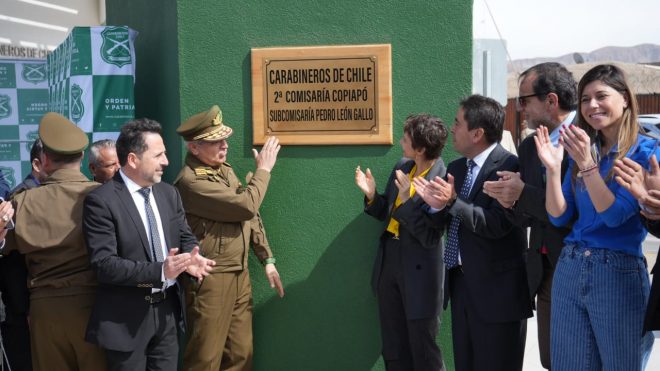 /junto-a-dirigentes-de-los-sectores-altos-de-copiapo-autoridades-inauguran