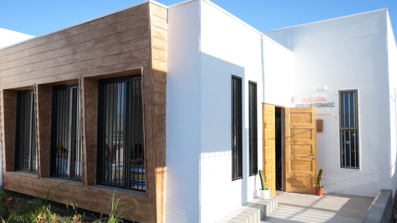 /inauguran-moderna-sede-social-berta-funes-fernandez-en-el-sector-claudio