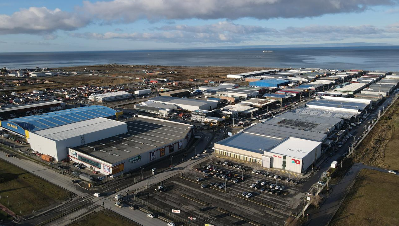 /zonaustral-refuerza-apoyo-solidario-por-incendios-en-biobio