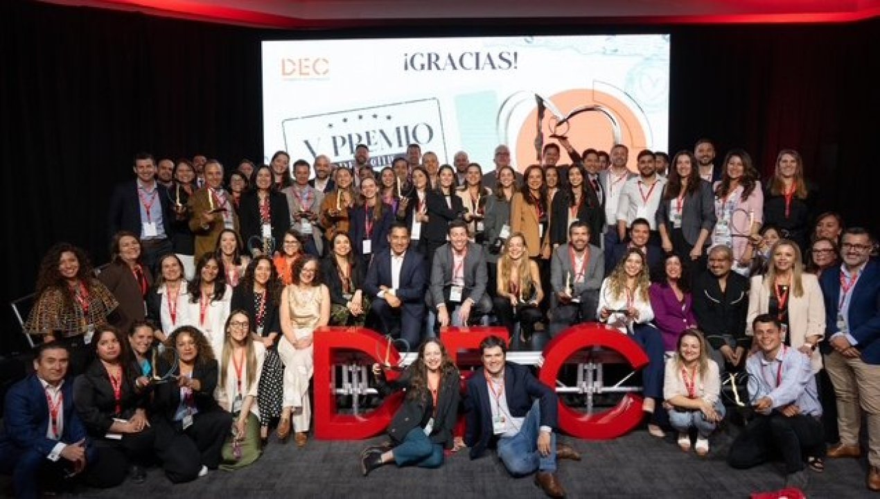 /local/dec-chile-la-asociacion-que-impulsa-la-experiencia-total-en-las-empresas