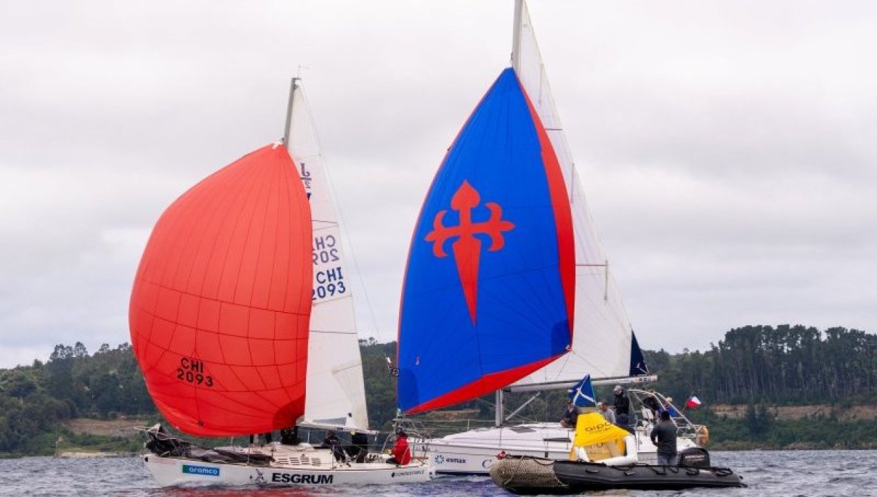 /mas-de-100-veleristas-dieron-vida-a-la-xvii-regata-armada-de-chile-en