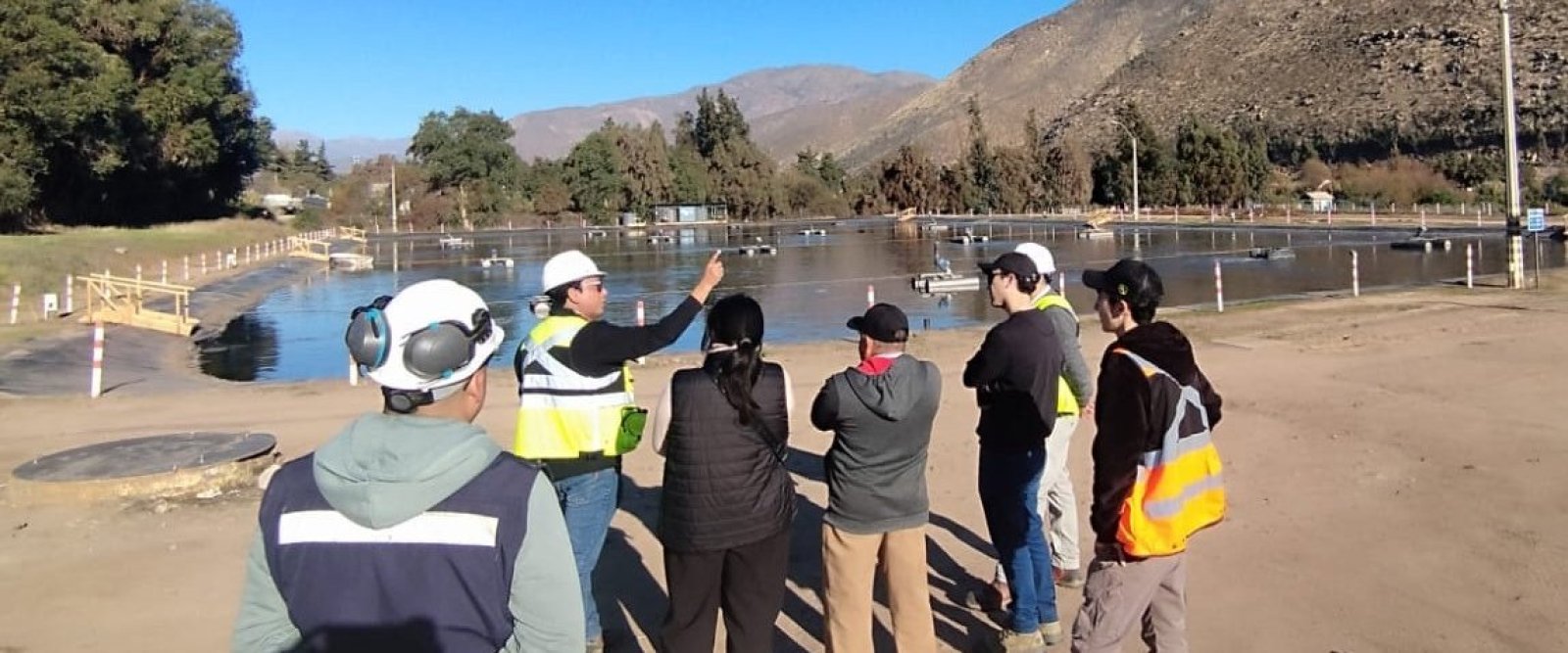 Dirigentes visitan planta de tratamiento de Aguas del Valle