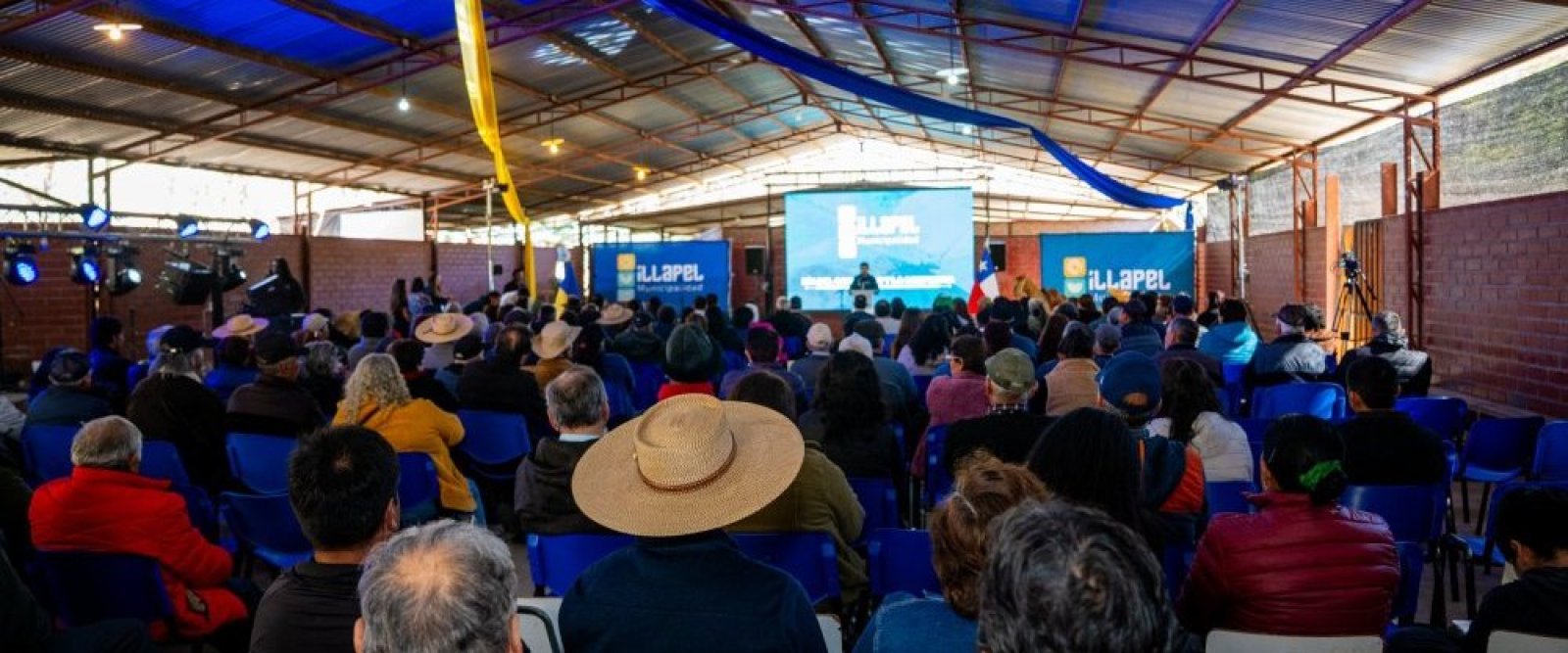 Más de trescientos asistentes celebran el Primer Encuentro