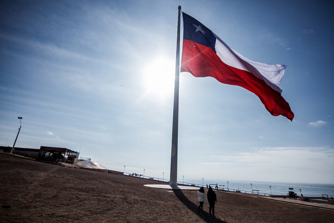 /actualidad/politica/the-economist-chile-pasa-de-ser-una-democracia-plena-a-una-democracia