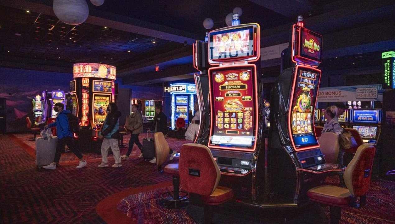 /contraloria-revela-que-mas-de-13-mil-funcionarios-visitaron-casinos