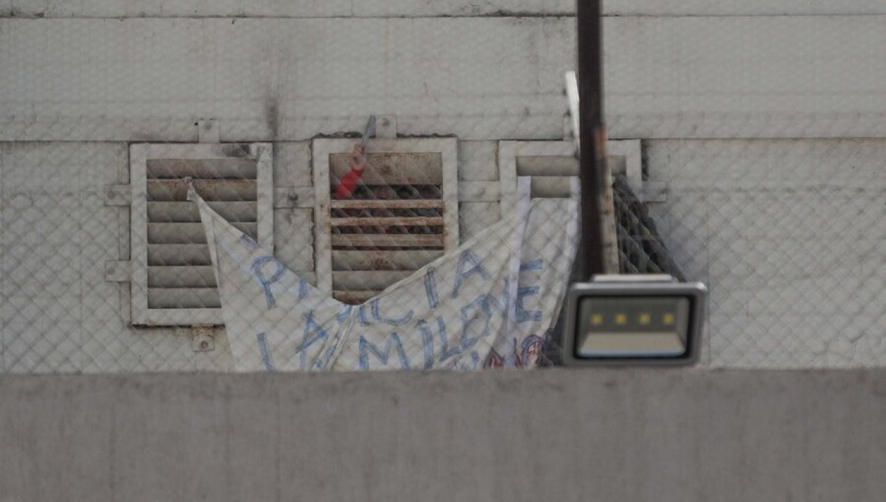 /actualidad/policial/compartio-terribles-imagenes-reo-en-calama-se-cosio-la-boca-para-exigir