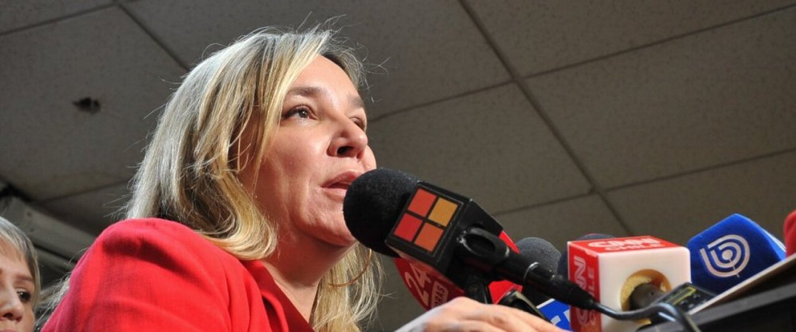 Funan a Pepa Hoffmann en Valparaíso y advierte con llamar a Carabineros