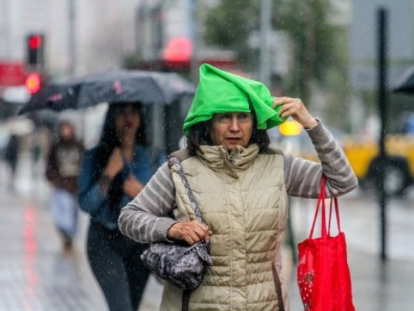 Sistema frontal dejaría hasta 120 milímetros de lluvia en el sur del país