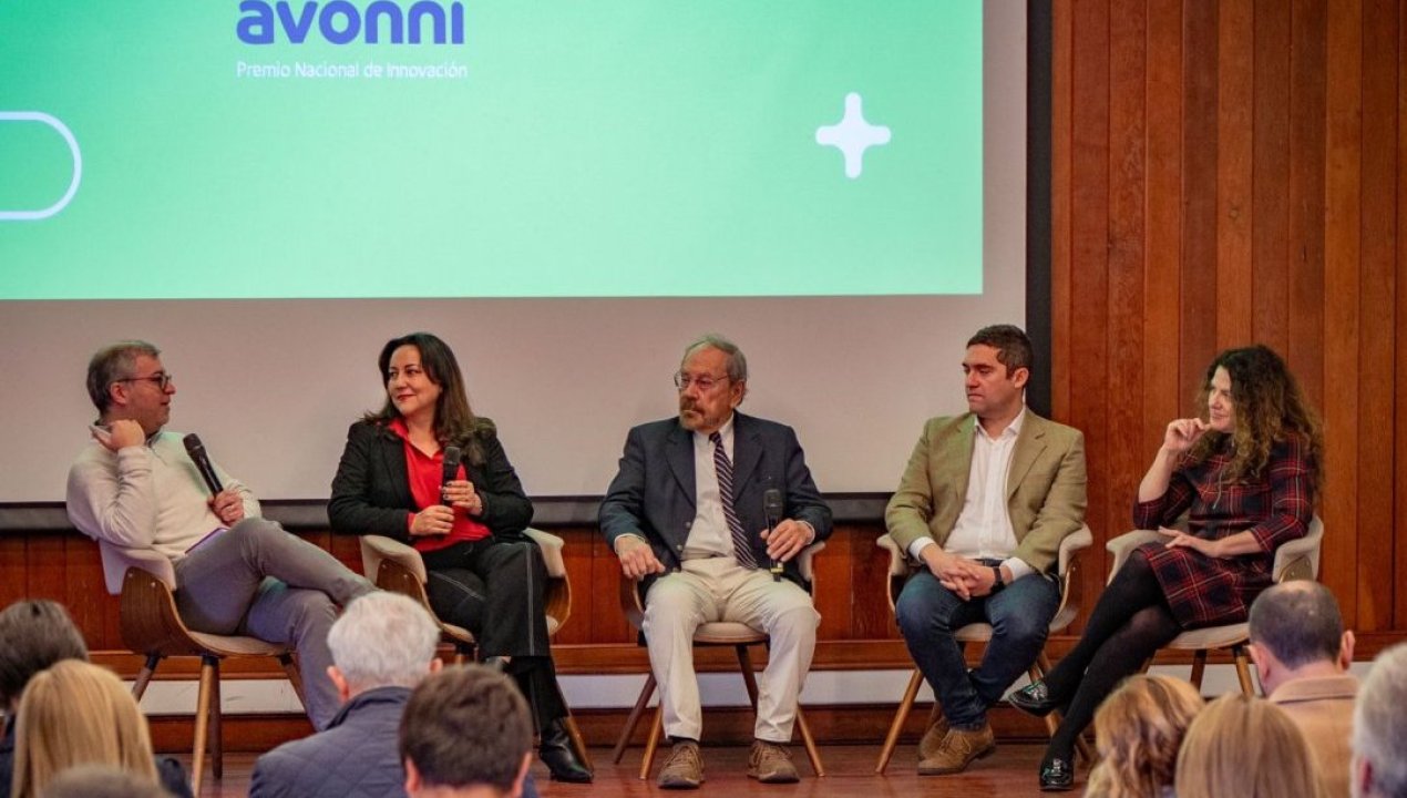 /lanzamiento-premio-nacional-de-innovacion-avonni